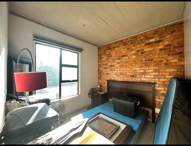 2 BEDROOM APARTMENT FOR SALE IN HAZELWOOD